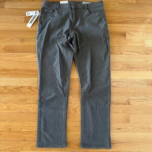 NWT 32 Degrees Heat Cool STRETCH COMFORT "SWEATPANT" JEAN Size 34